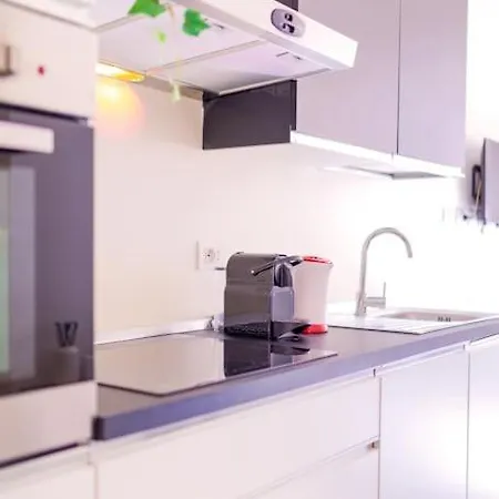 Center Portofino - Free Parking - By The Sea - Ac - Free Wi-fi Apartment