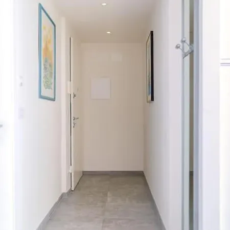 Center Portofino - Free Parking - By The Sea - Ac - Free Wi-fi Appartamento *
