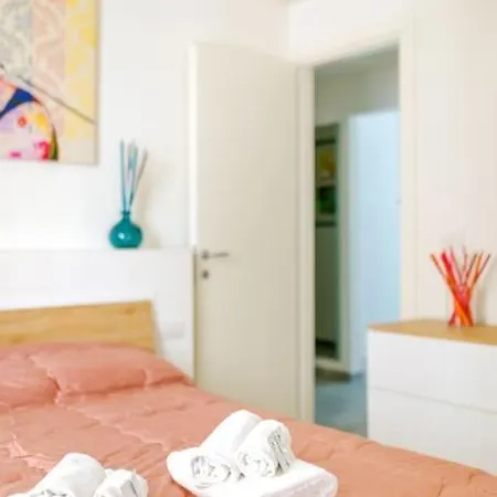 Center Portofino - Free Parking - By The Sea - Ac - Free Wi-fi Appartamento *